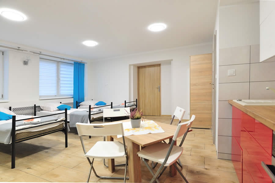 Hostel VIOLA Police